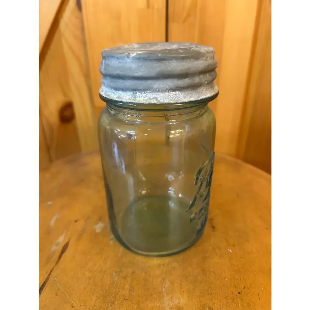 Vintage Ball Perfect Quart Mason Jar Aqua Blue Zinc Porcelain Screw Lid (5010)